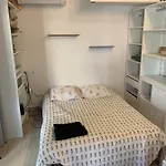 De Bien Etre Avec Piscine Et Jaccuzi A 2 Pas De La Et Du Centre Avec Massages Relaxants En Option 팔라바 레 플로