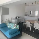 De Bien Etre Avec Piscine Et Jaccuzi A 2 Pas De La Et Du Centre Avec Massages Relaxants En Option *