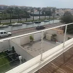 De Bien Etre Avec Piscine Et Jaccuzi A 2 Pas De La Et Du Centre Avec Massages Relaxants En Option 팔라바 레 플로