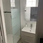 De Bien Etre Avec Piscine Et Jaccuzi A 2 Pas De La Et Du Centre Avec Massages Relaxants En Option 아파트 팔라바 레 플로