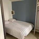 De Bien Etre Avec Piscine Et Jaccuzi A 2 Pas De La Et Du Centre Avec Massages Relaxants En Option * 팔라바 레 플로