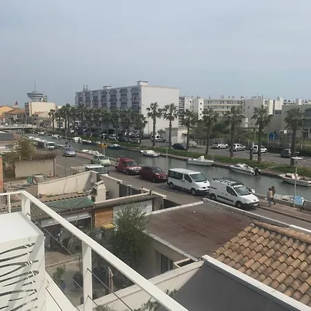 De Bien Etre Avec Piscine Et Jaccuzi A 2 Pas De La Et Du Centre Avec Massages Relaxants En Option *