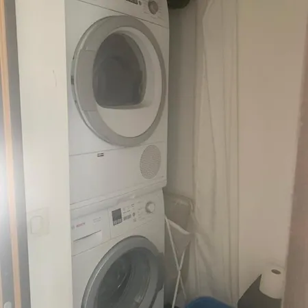 شقة De Bien Etre Avec Piscine Et Jaccuzi A 2 Pas De La Et Du Centre Avec Massages Relaxants En Option