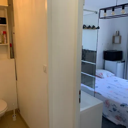 De Bien Etre Avec Piscine Et Jaccuzi A 2 Pas De La Et Du Centre Avec Massages Relaxants En Option * بالافاس ليه فلو