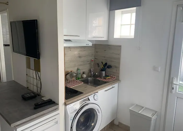 De Bien Etre Avec Piscine Et Jaccuzi A 2 Pas De La Et Du Centre Avec Massages Relaxants En Option Apartament