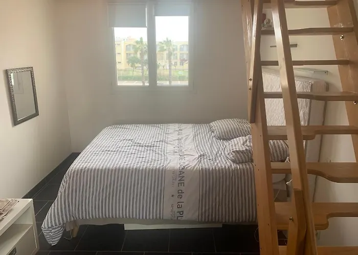 De Bien Etre Avec Piscine Et Jaccuzi A 2 Pas De La Et Du Centre Avec Massages Relaxants En Option Apartament *