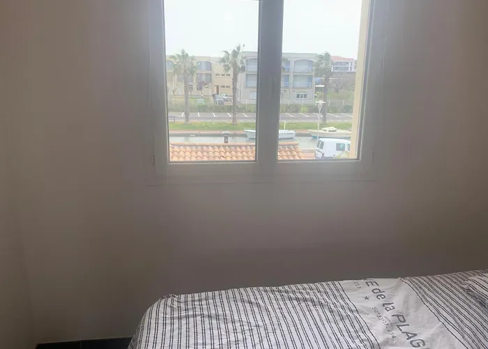 De Bien Etre Avec Piscine Et Jaccuzi A 2 Pas De La Et Du Centre Avec Massages Relaxants En Option Apartament